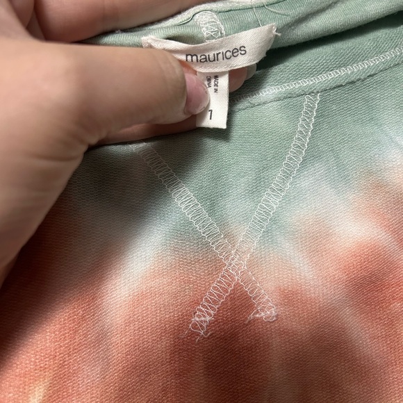 Maurices Plus Size Top 1X - Picture 2 of 2